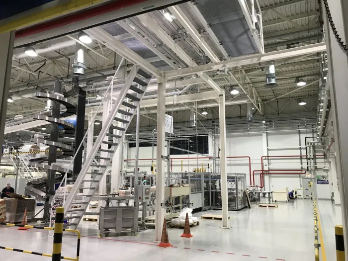 Модульные лестницы от HIGH SAFETY - коллективные средства защиты от падения с высоты