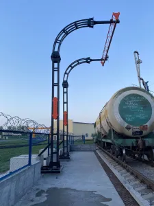 Монтаж страховочных систем на сливной железнодорожной эстакаде