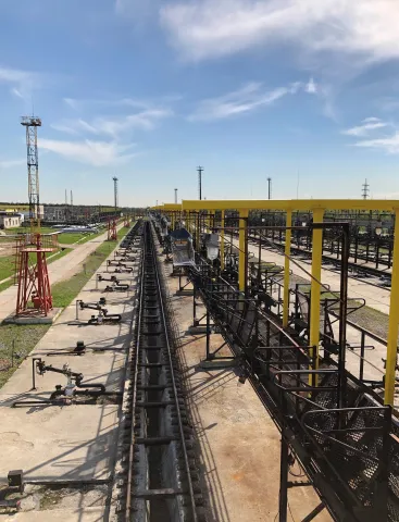 Оснащение рабочих зон железнодорожной эстакады слива/налива нефтепродуктов
