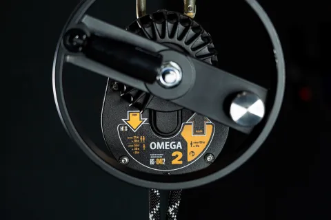Устройство для спуска и подъема, модель OMEGA 2, арт. HS-OMG2 (длина стропа от 10 до 200 м.) от HIGH SAFETY